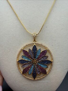 Adina Eden stunning Gold Multi-Color Floral Pendant Necklace - Women Jewelry nwt